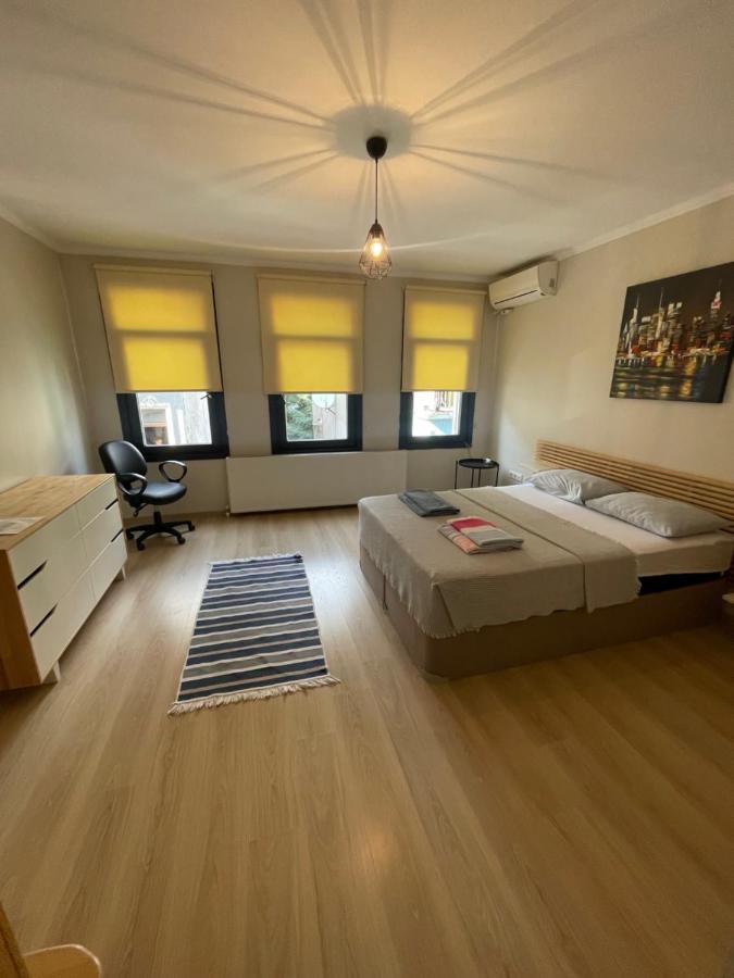 イスタンブールDuplex With Terrace In Center,5Mn Walk To Istiklalアパートメント エクステリア 写真